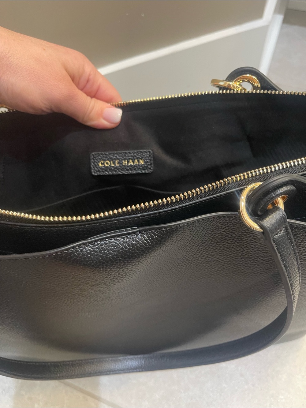 Cole HAAN Black Leather Tote Bag with Gold Hardware - Picture 7 of 7